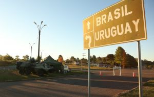 Brazil has started vaccination in urban areas along the Uruguayan/Brazilian border, which have been hotspots of Covid-19, and has forced Uruguay to establish sanitary and military contention 