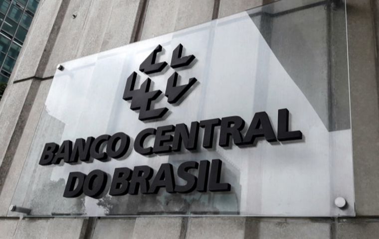 The central bank already has de facto autonomy to implement the policies it deems necessary to achieve its inflation-targeting goals