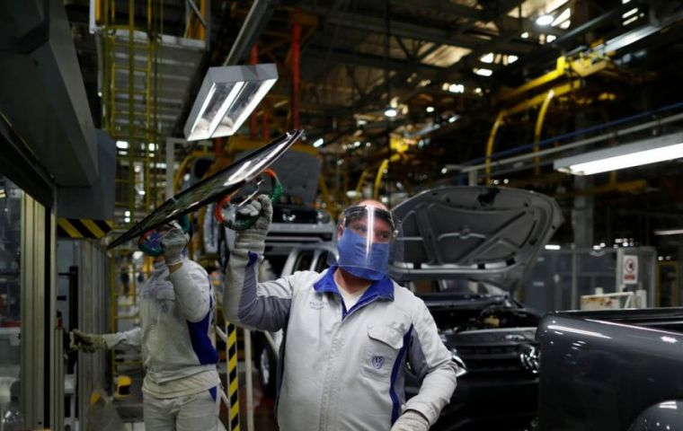 Economy activity was up 0.9% in December versus November, the INDEC statistics agency said, the eighth consecutive period of month-on-month growth