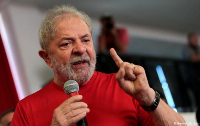 Supreme Court judges suspended its ruling with a 2-2 decision on the appeal by Lula's legal team alleging that Sergio Moro, was not impartial