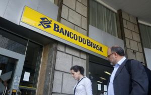 A empresa disse em um documento regulatório que Andre Brandau renunciou ao cargo de CEO do Banco do Brasil, o segundo maior banco do país em ativos. 