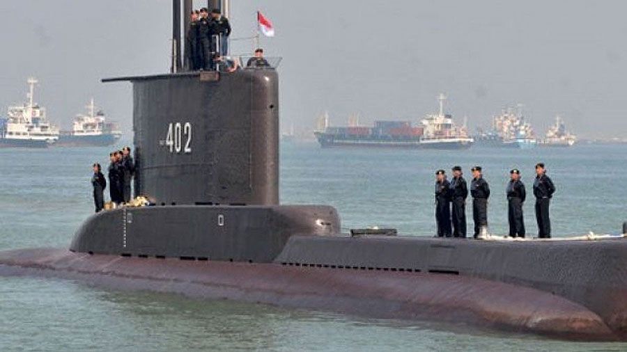 Indonesian submarine touches relatives of ARA San victims — MercoPress