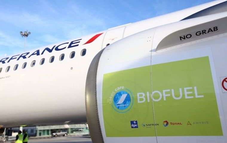 An Air France Airbus A-350 spearheaded the use of ecofriendly fuel in aviation 