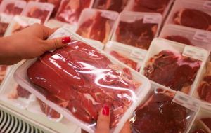 On May 20, the national government decided to suspend beef exports for 30 days