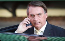 Bolsonaro has chosen in order to maintain a certain popularity among his most loyal fans to stage motorcycle caravans in several cities