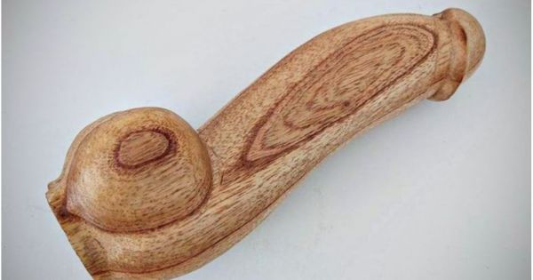 Argentine Health Ministry needs 10,000 wooden penises for educational