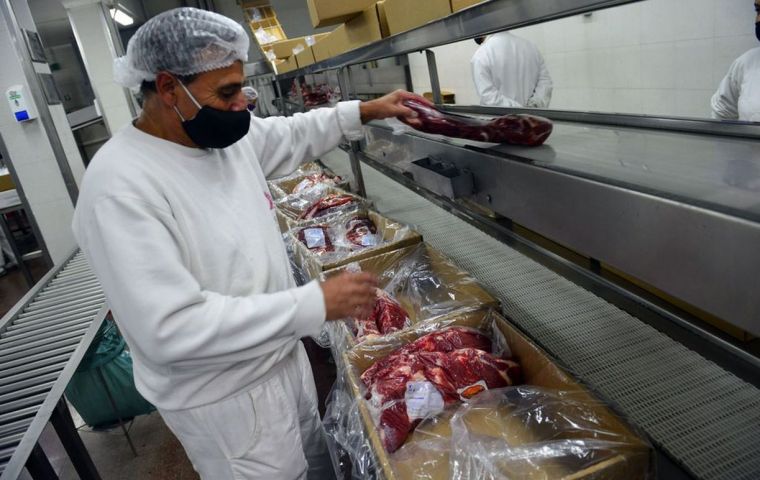 The last time Uruguay's meat exports exceeded Argentina's was in April 2018