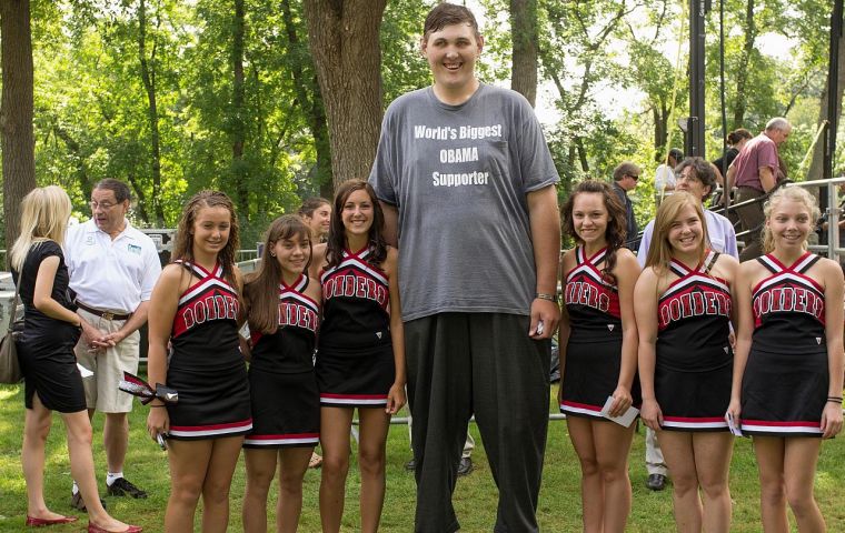 Igor not only outstood among the crowd but was wearing a T shirt that read “World's Obama biggest supporter”.