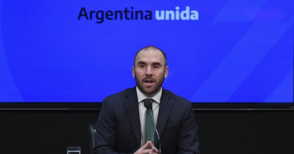 Mass resignation in Argentina's Government after electoral loss