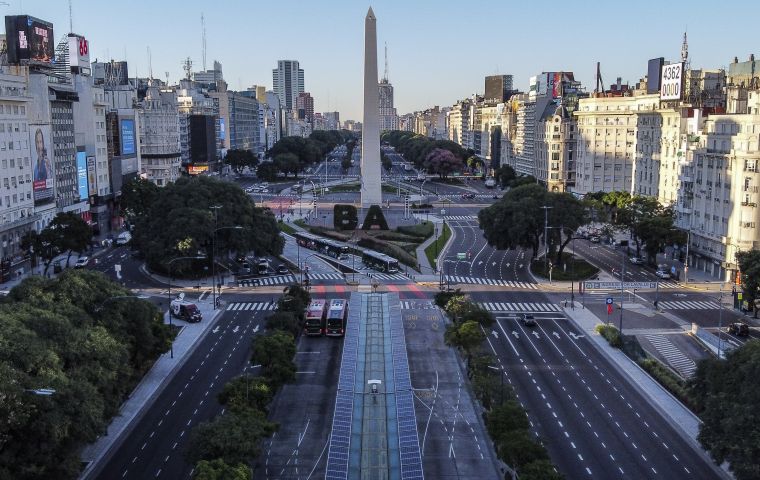 Lacalle valued thereopening of the Argentine borders but measures will be taken to protect businesses in bordering areas