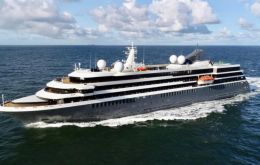 “World Navigator” is scheduled to call at Ushuaia on November 19  