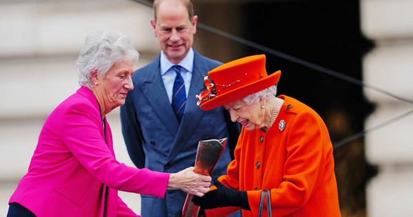 Birmingham 2022 Queen's Baton Relay officially launched at Buckingham Palace - Vimarsana News