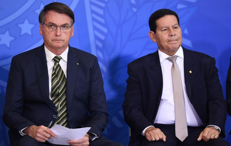 Bolsonaro will not attend Glasgow's summit over security concerns 