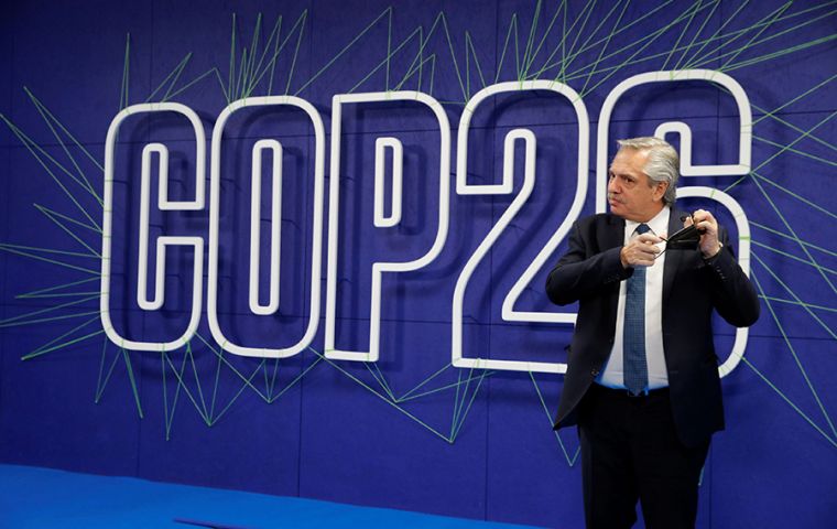 ”Our country will shortly be able to become one of the world suppliers of this fuel that will allow to drastically reduce carbon emissions in the world,” President Fernández said