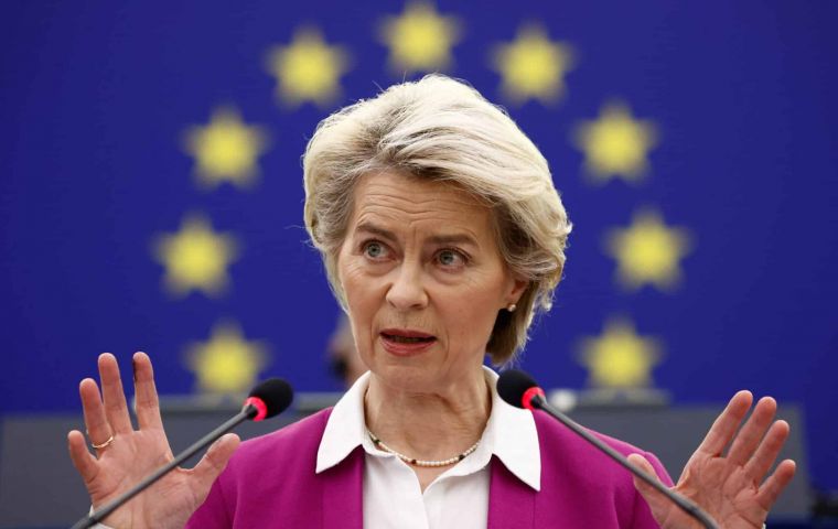 Ursula von der Leyen has said Friday morning that the EC was proposing to close borders with the countries affected by variant B.1.1.529.