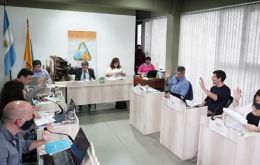 The city's cabinet chief Omar Becerra added that the mayor of Ushuaia Walter Vuoto had sent the bill to the Legislative Council, which approved it unanimously.      