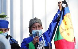 Mapuche groups seek the installation of a sovereign state comprising Chile's southern center of Chile and parts of Argentina