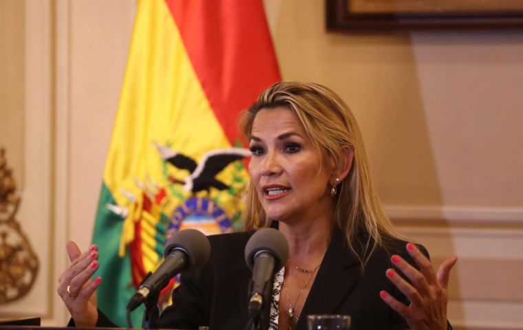 Áñez will remain in jail for her administration's illegal actions.