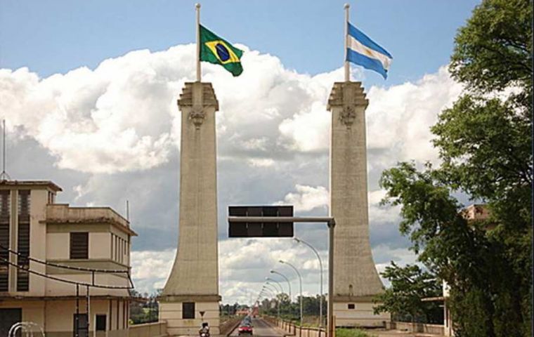  Brazilians are allowed to enter Argentina by land, but not viceversa