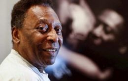 Pele is undergoing chemotherapy for his colon tumor