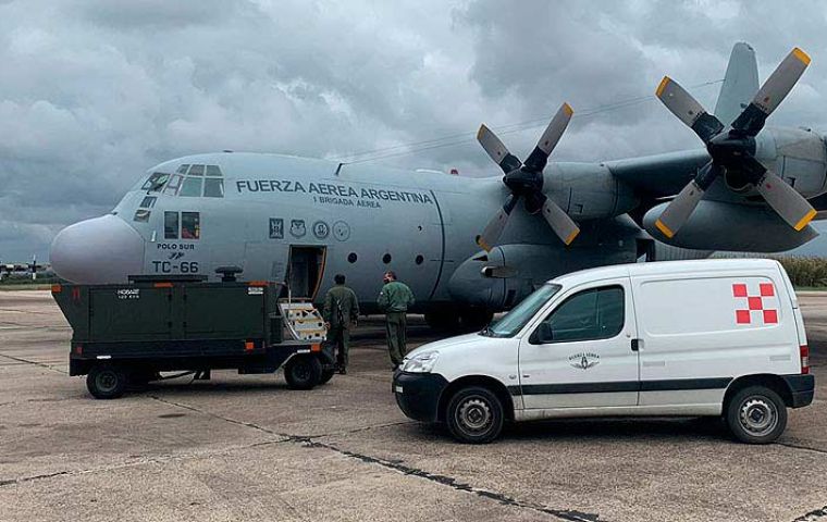 The doses will be carried in a Hercules C-130 aircraft of the Argentine Air Force.