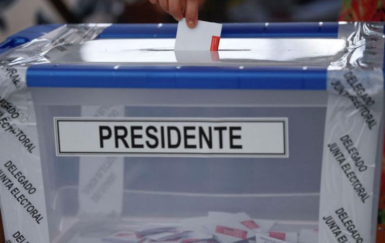 This was the first time also that more than half of registered Chileans did effectively vote