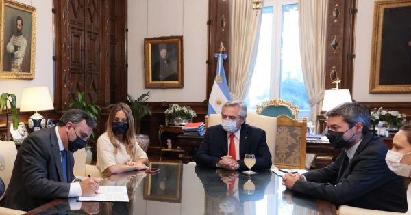 Argentine gov't and tourism service providers agree to keep prices stable - Vimarsana News