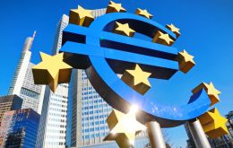 El Banco Central Europeo ha ayudado a enfriar la especulación de salida de la eurozona, asegurando que los prestatarios de todos los estados miembros obtengan crédito a una tasa similar.