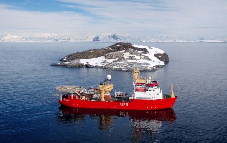 The Pitt Islands are uninhabited – except for the region's wildlife (Picture: Royal Navy).