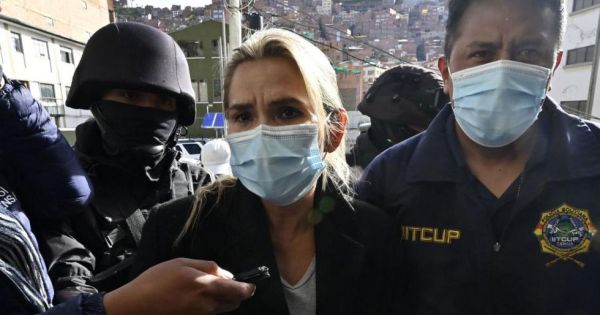 Bolivia: Áñez collapses during new virtual court appearance - Vimarsana News