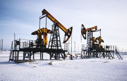 “The geopolitical surplus of the price of oil now is about US$15 per barrel,” Fitch Director of Natural Resources Marinchenko explained