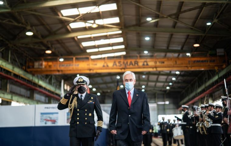 President Piñera headed the multipurpose vessel steel cutting ceremony at the Asmar shipyard