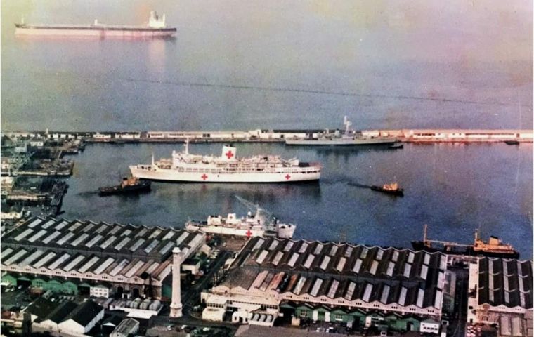 In 1982 Gibraltar civilian dockyard workers converted the SS Uganda and HMS Hecla into a hospital and ambulance ship in 65 hours.