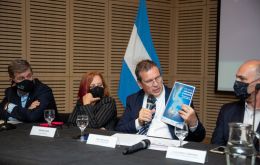 “We have detected there is a lack of knowledge in the media about the arguments in which Argentina's legitimate claims are supported,” said Public Defender Miriam Lewin.