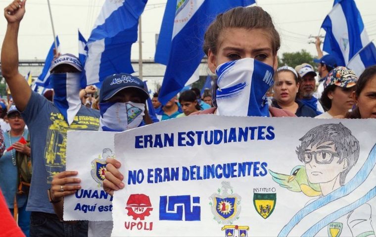 The delegations who voted against the resolution claimed it represented an interference in Nicaragua's internal affairs 