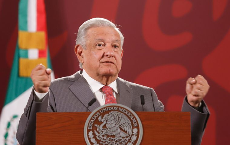 “If there are exclusions, if not all countries are invited, Mexico will send a representation, but I will not be attending,”...indicated Lopex Obrador…