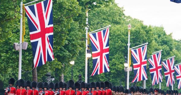 Queen's Platinum Jubilee: The military's role in the celebrations - Vimarsana News