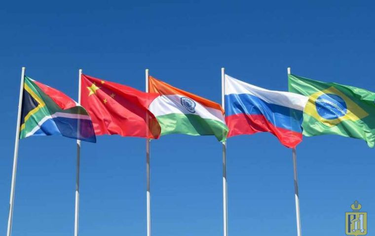 Argentina, Egypt, Indonesia, Kazakhstan, Nigeria, Saudi Arabia, Senegal, United Arab Emirates, and Thailand are guests of the BRICS Summit, Bierrenbach underlined.