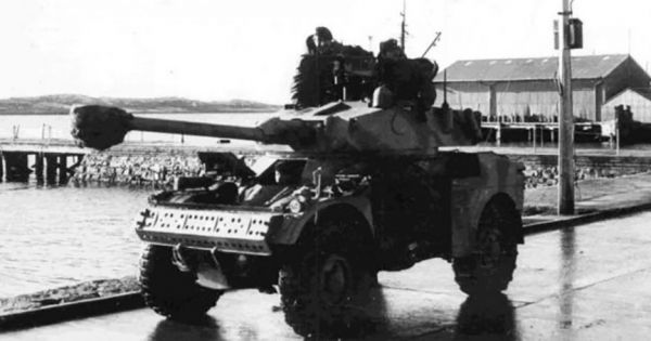 Argentine Army Panhard AML90 refurbished in time for Falklands 40th anniversary - Vimarsana News