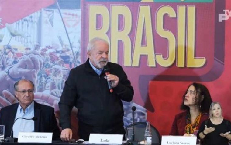 Brazil's future lies with the strengthening of Mercosur, UNASUR, CELAC, and BRICS, in case of a new Lula administration