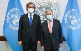 Minister Santiago Cafiero with UN Secretary General Antonio Guterres at UN HQ in New York