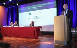 Carmona opened the seminar on the “Current situation of fishery resources in the South Atlantic”, which last week attracted an audience of some 350 people