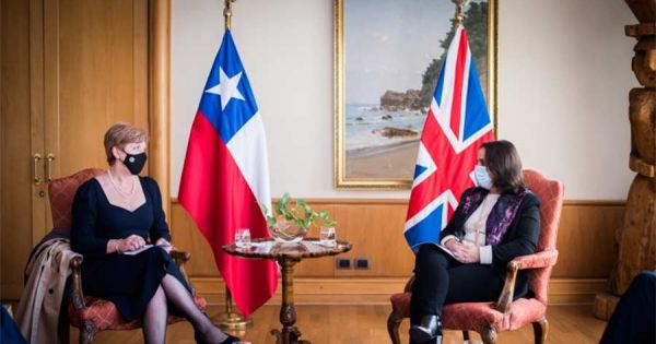 Chile y Reino Unido discuten cooperación en energía verde y entrega de aeronaves ex-RAF Sentry – MercoPress