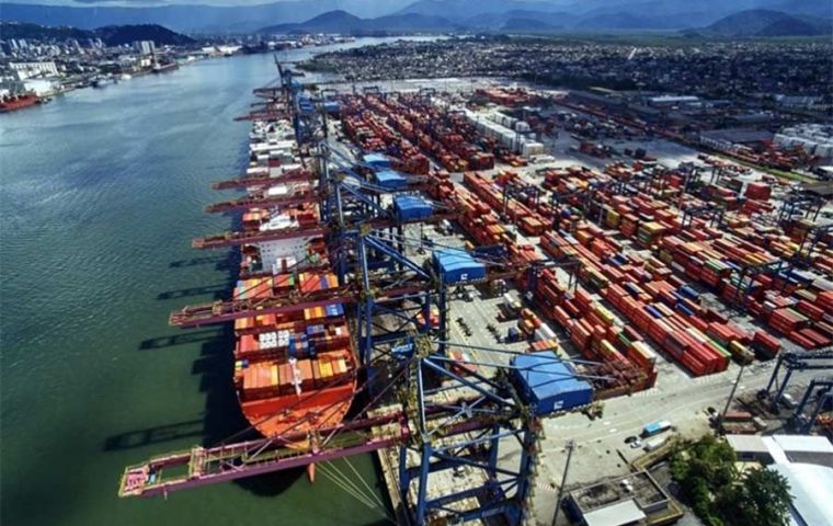 The Port of Santos had a cargo throughput of 62 million tons in the first half of this year.
