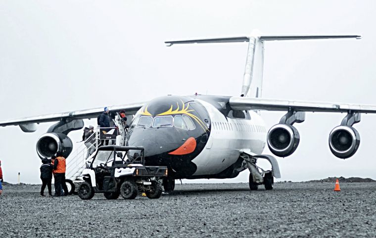 DAP's British Aerospace 146-200 is the main performer of the company's operations in the region