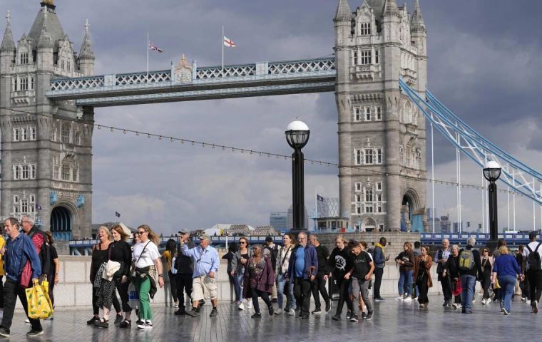 The queue to see the Queen Elizabeth lying-in-state stretches from Westminster Hall all the way past Tower Bridge, along the south bank of the River Thames
