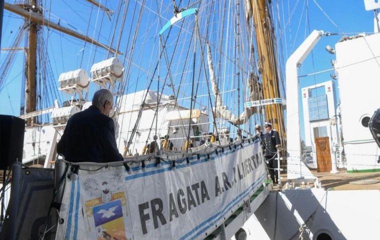 The Libertad nearly had to head for a naval base near Buenos Aires due to tugboat workers on strike