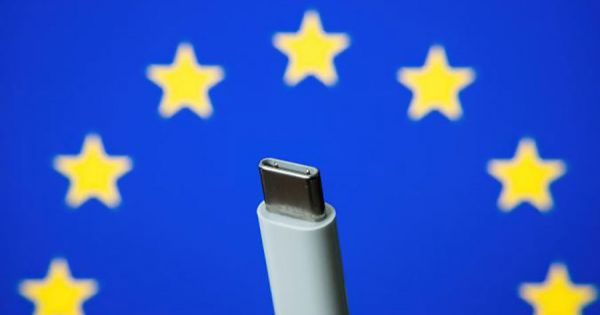 EU unifies chargers to USB-C format; bill becomes effective 2024 - Vimarsana News