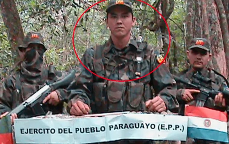Villalba is believed to have participated in the kidnapping of Cecilia Cubas, daughter of former Paraguayan President Raúl Cubas (1998-1999), among other crimes