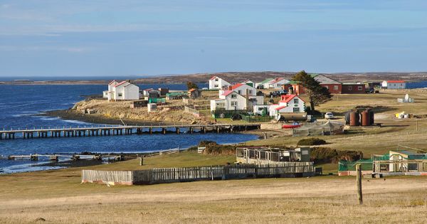 Falklands Legislative Assembly holds session at Goose Green Social Club - Vimarsana News